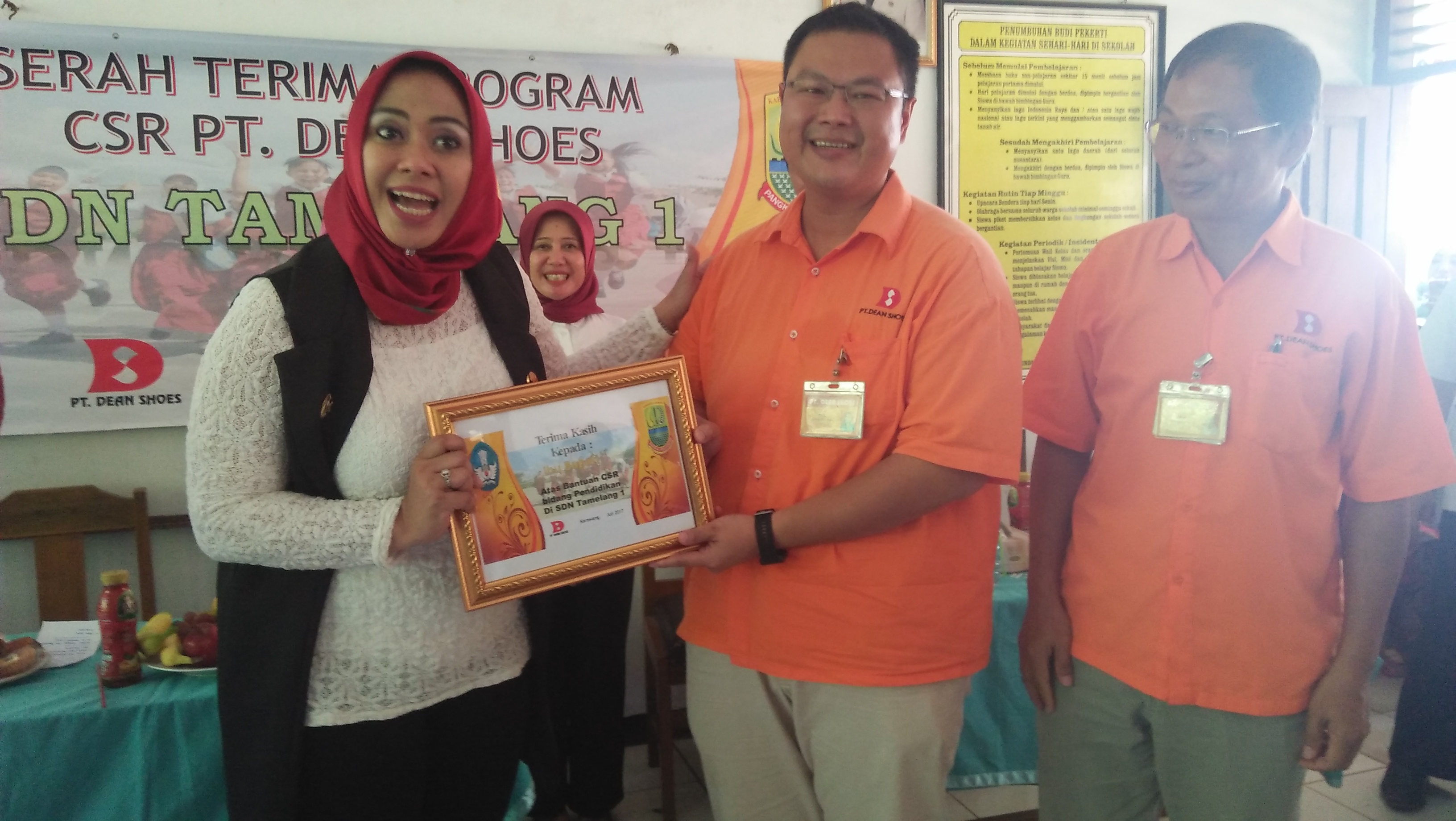 Program CSR PT. Dean Shoes  Situs Resmi - Pemerintah 